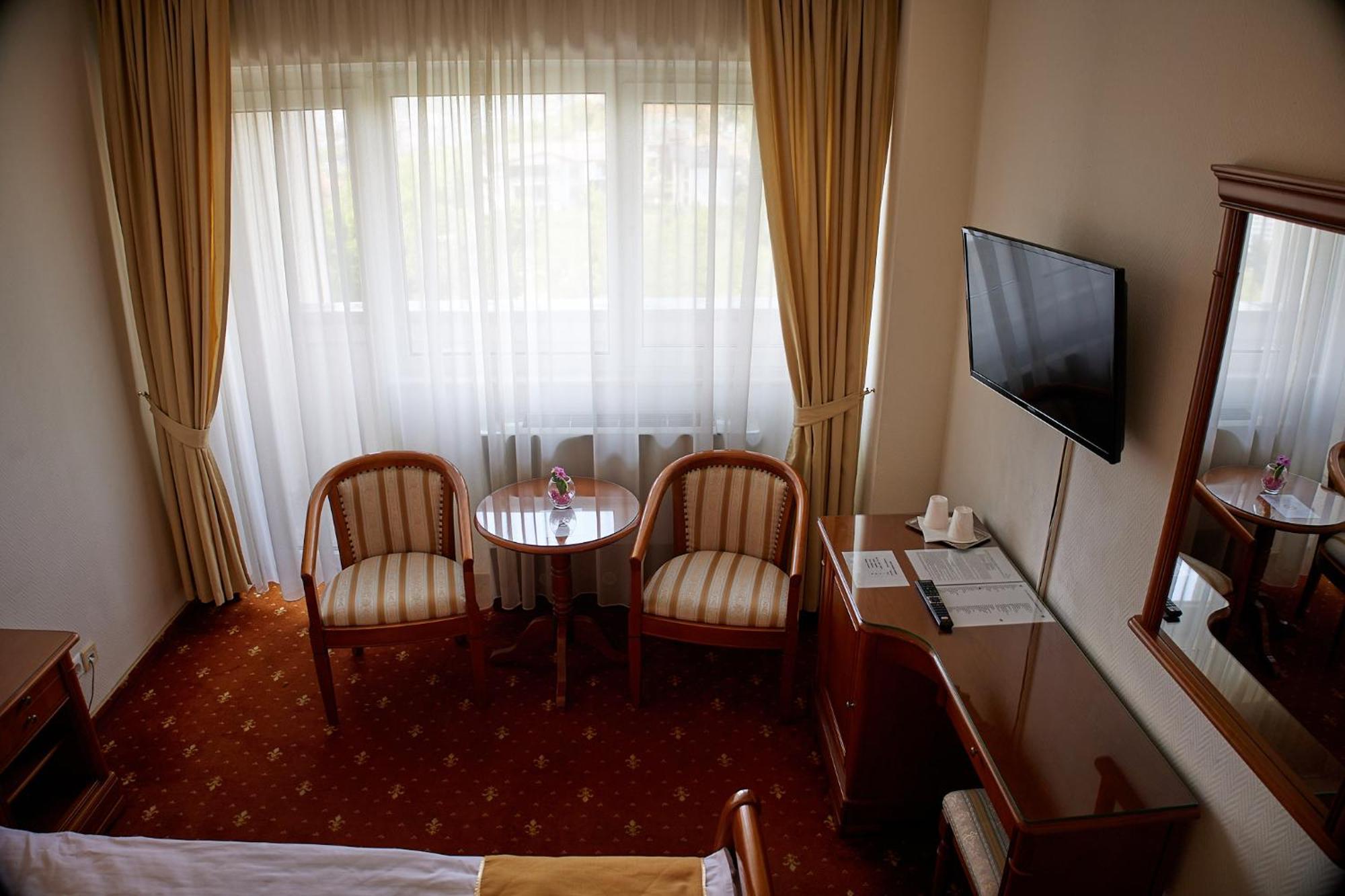 Belvedere Hotel 3*